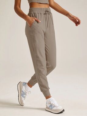 Beyond Yoga High-Rise Drawstring Joggers in Birch